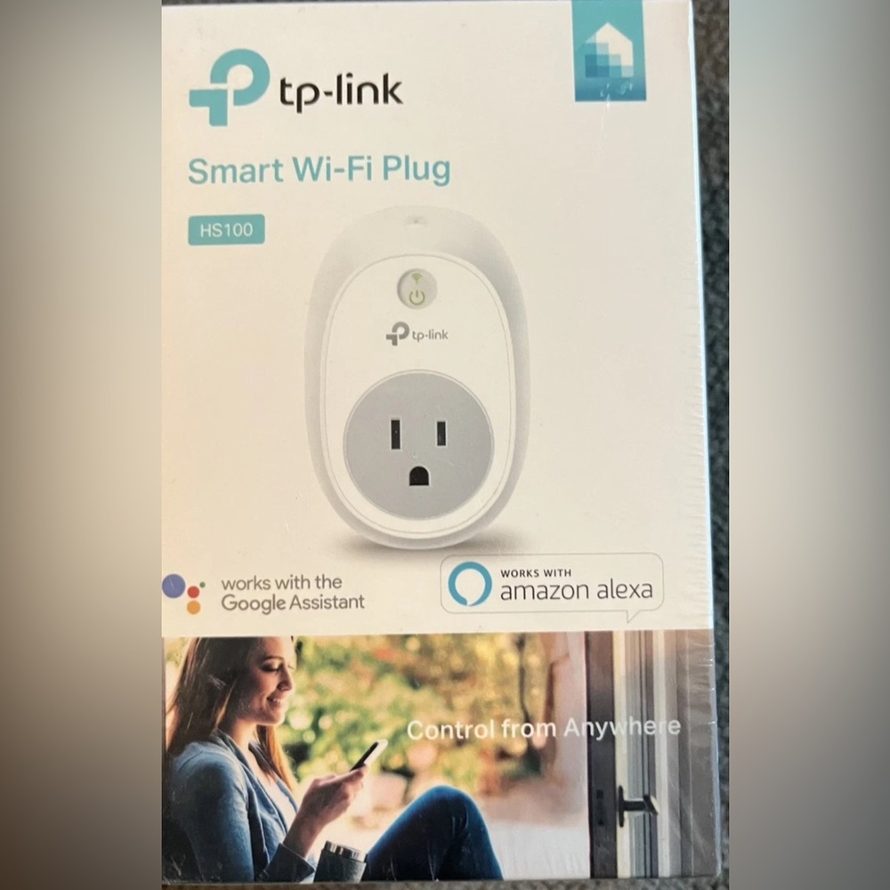 TP-Link HS100 Smart Wi‑Fi Plug - NIB. Works w/Amazon Alexa Google Assistant